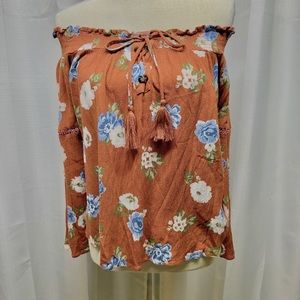 Beautiful Boho style floral print blouse size S